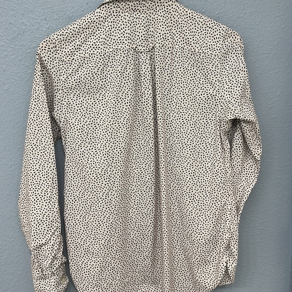Long-sleeved women’s shirt by Duluth Trading - Picture 7 of 8